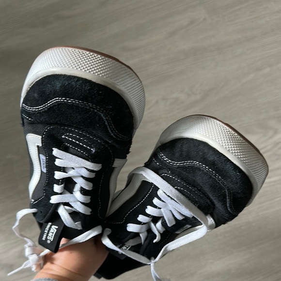 Vans Men's Black and White Sneakers - Picture 10 of 10